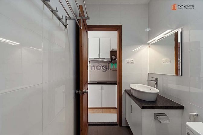 Hình ảnh Studio 1PN máy giặt riêng bancon lớn full nội thất Lê Thánh Tôn Quận 1