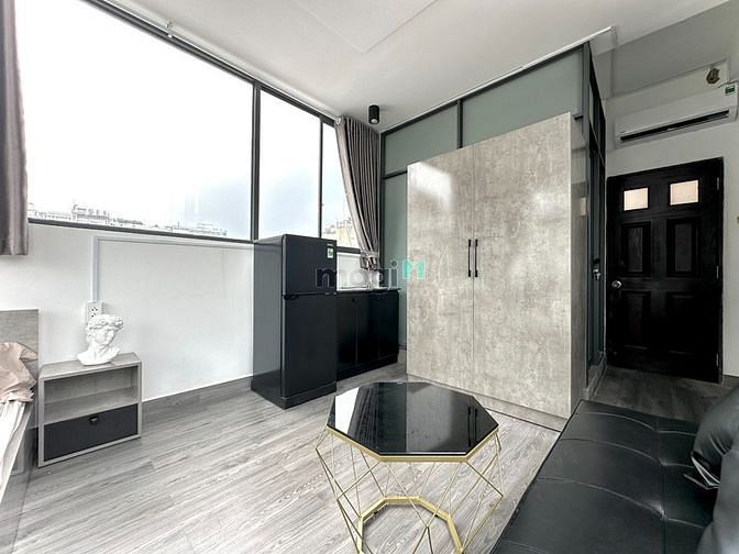 Hình ảnh Studio 1PN máy giặt riêng bancon lớn full nội thất Lê Thánh Tôn Quận 1