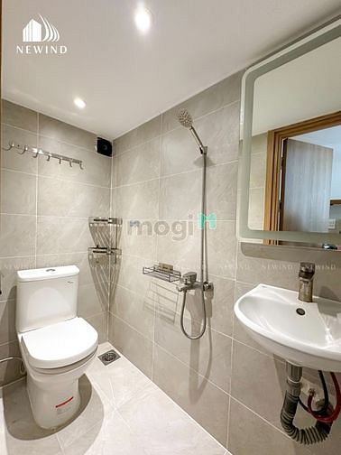 Hình ảnh Duplex ban công siêu xịn dễ di chuyển qua Quận 1
