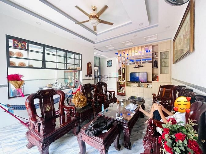 Hình ảnh Biệt Thự mặt tiền 4 tầng Thang Máy.9mx23.5m Nguyễn Ảnh Thủ Hiệp Thành
