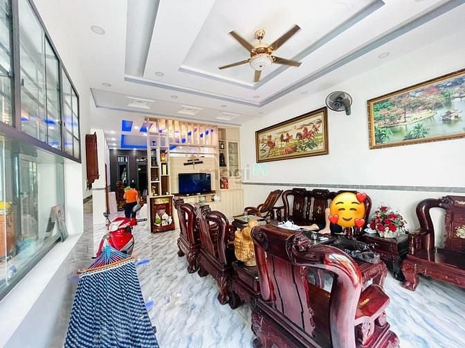 Hình ảnh Biệt Thự mặt tiền 4 tầng Thang Máy.9mx23.5m Nguyễn Ảnh Thủ Hiệp Thành