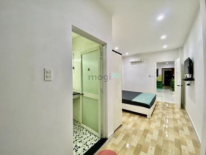 Hình ảnh Căn Hộ Cao Cấp Đầy Đủ Nội Thất Ban Công Cửa Sổ Lớn Ngay Thăng Long