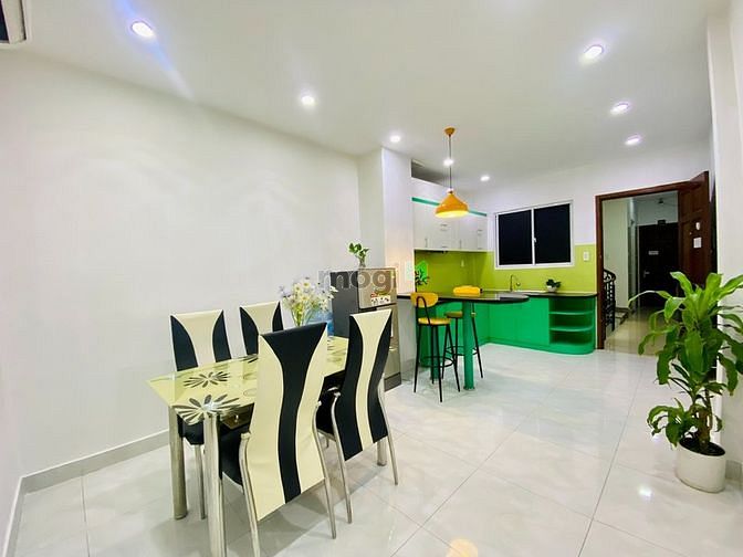 Hình ảnh Căn Hộ Cao Cấp Đầy Đủ Nội Thất Ban Công Cửa Sổ Lớn Ngay Thăng Long