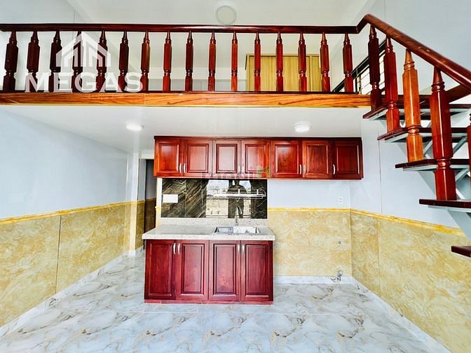 Hình ảnh Cho Thuê Phòng Ban Công Ngay Lê Trọng Tấn