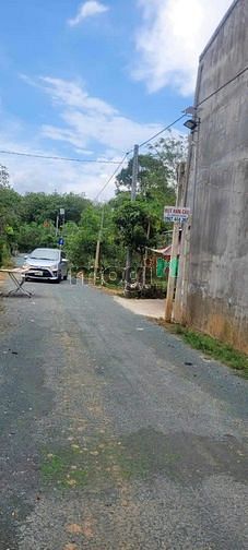 Hình ảnh Đất mặt tiền nhựa cách DT 795 50m Full thổ cư. 8x28m thổ cư hết đất