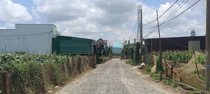 Hình ảnh Đất Mặt tiền Gần TT Hành Chính Đức trọng 5x32m tc100m2