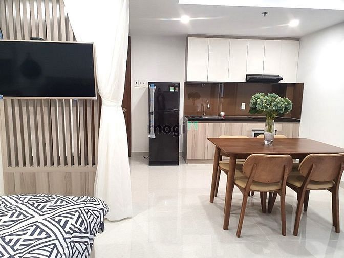 Hình ảnh STUDIO tông màu trắng sáng mang phong cách hiện đại