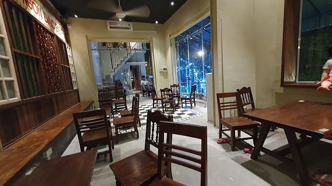 Hình ảnh Hot hot … Cho thuê căn góc siêu đắc địa Phố Huế