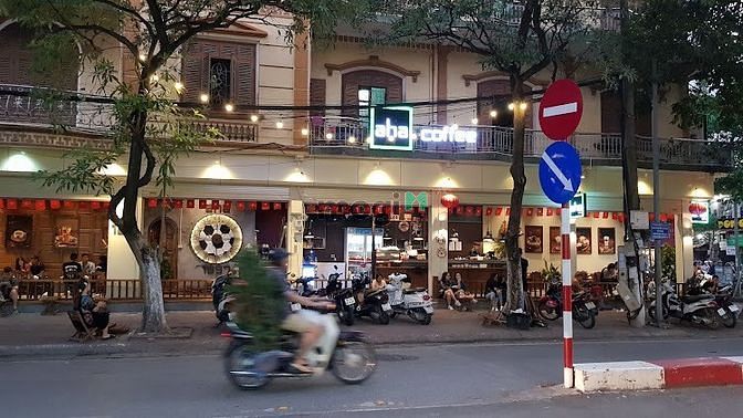 Hình ảnh Hot hot … Cho thuê căn góc siêu đắc địa Phố Huế
