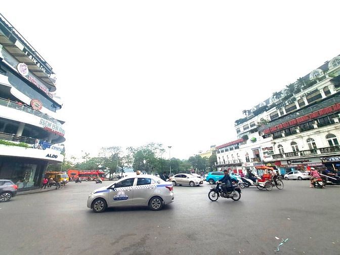 Hình ảnh Cho thuê mặt bằng kinh doanh ngã 5 Hàm Cá Mập
