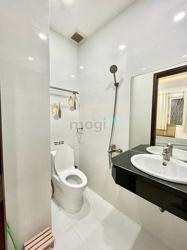 Hình ảnh Cho ThuêCăn Hộ 2PN 2WC_Gần Chợ Bà Chiểu_Ngã Tư Phú Nhuận_Phạm Văn Đồng
