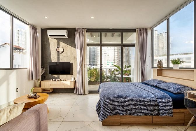 Hình ảnh Penthouse Large Balcony With Many Trees_View Landmark Or Bitexco Q1 BT