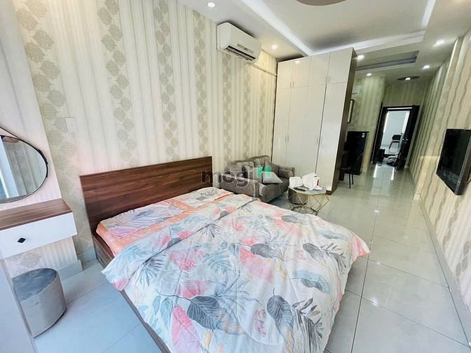 Hình ảnh Cho thuê phòng bancon lớn nội thất đầy đủ Cách Mạng Tháng 8 Quận 3