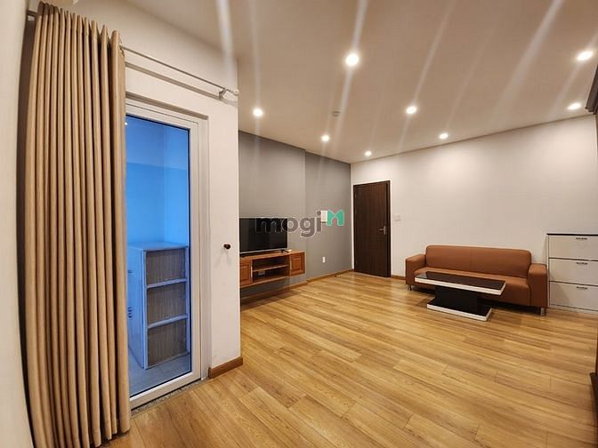 Hình ảnh STUDIO với tông màu trắng sang trọng chill