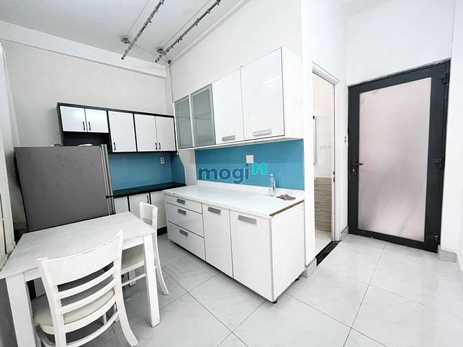 Hình ảnh Trống sẵn studio bancol siêu thoáng - rộng - Đầy đủ tiện nghi