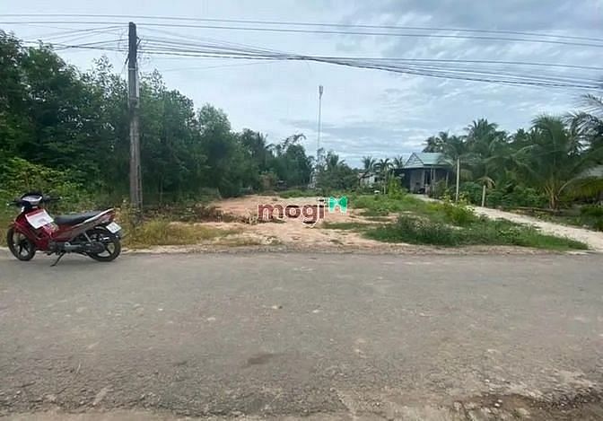 Hình ảnh Cần bán đất Tân Biên, Tây Ninh giá 325 triệu hết 200m2 thổ cư
