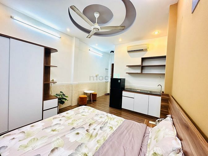 Hình ảnh STUDIO FULL nội thất-- cửa sổ lớn thoang mát