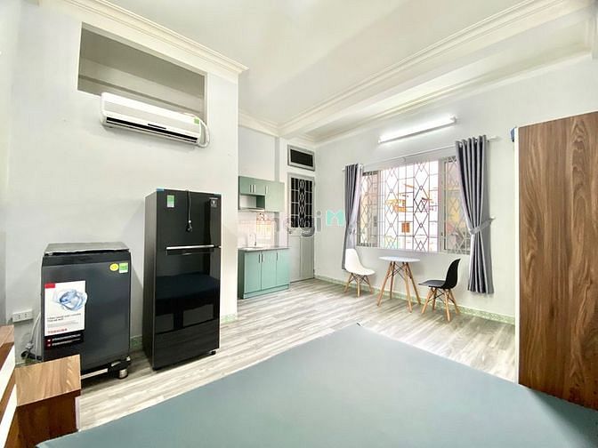 Hình ảnh Cho thuê studio cửa sổ trời, máy giặt riêng, ngay ngã tư hàng xanh