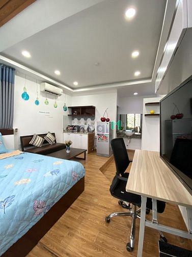 Hình ảnh Cho thuê CHDV cửa sổ lớn gần chợ Phạm Văn Hai quận Tân Bình