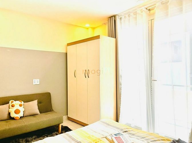 Hình ảnh Phòng Ban Công, Quận 1,máy giặt riêng kế Vincom center, Dinh Độc Lập,