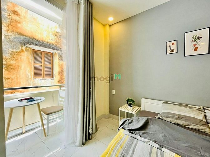 Hình ảnh Phòng Ban Công, Quận 1,máy giặt riêng kế Vincom center, Dinh Độc Lập,