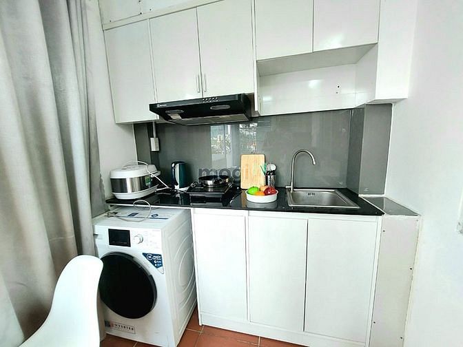 Hình ảnh Phòng Ban Công, Quận 1,máy giặt riêng kế Vincom center, Dinh Độc Lập,
