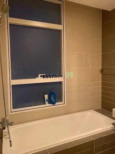 Hình ảnh Sunrise city 2pn dt lớn 106m2 giá tốt ở được liền