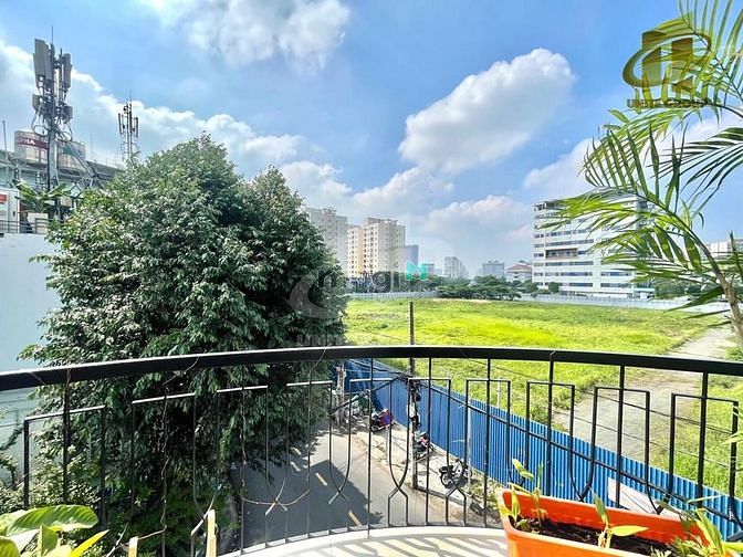 Hình ảnh 🏡 Studio bancon, Cửa sổ lớn - HimLam, Trung Sơn, Quận 7, Quận 8