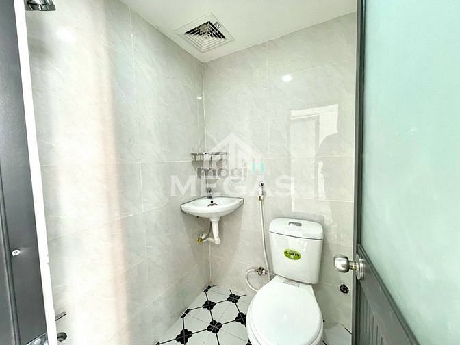 Hình ảnh Studio bancol giá siêu rẻ Ngay Cổng Trường Văn Lang CS3