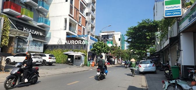 Hình ảnh Bán đất 2 MT Quốc Hương 21x38m, 818m2, Tặng GPXD năm 2023 gần 2000m2