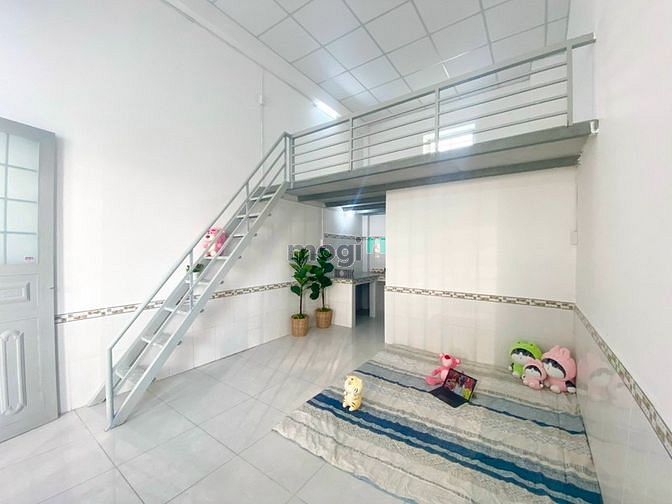 Hình ảnh Duplex ngay lã xuân oai- rộng 35m2- chi phí thấp