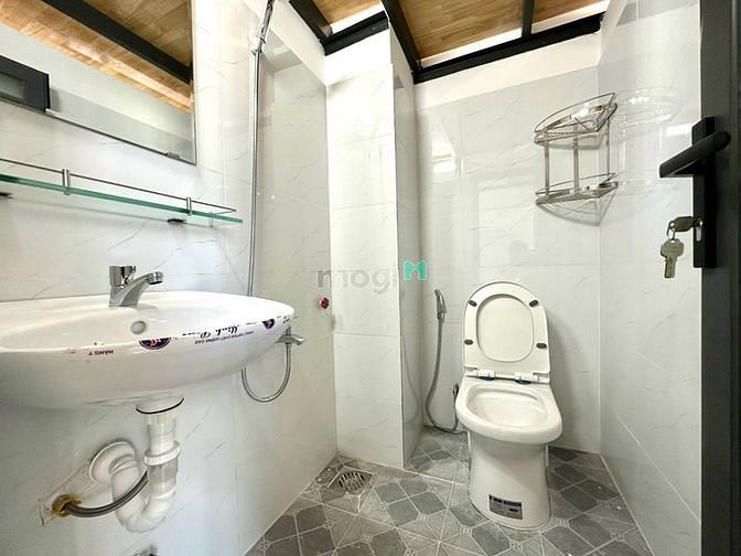 Hình ảnh Phòng có gác nội thất cơ bản 28m2 giá từ 3.600.000 kế Phan Văn Trị