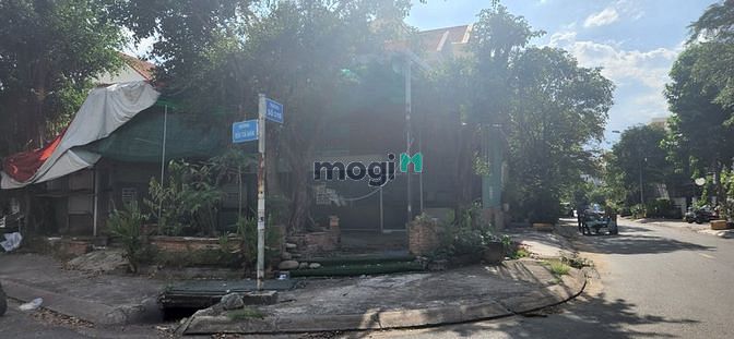 Hình ảnh GẤP: 186 tr/m2 Bán Lô đất góc Bùi Tá Hán + Đường số 31,công nhận 186m2