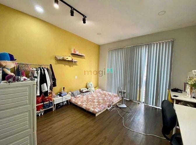 Hình ảnh Căn Hộ Ban Công Siêu Thoáng Mát Ngay Lê Quang Quang Định