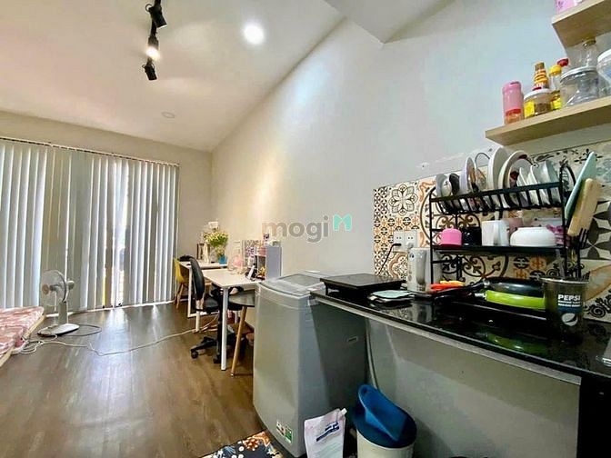 Hình ảnh Căn Hộ Ban Công Siêu Thoáng Mát Ngay Lê Quang Quang Định