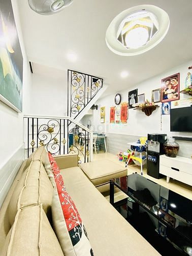 Hình ảnh Bán nhà ngay Siêu thị EAON Tân Phú 30m2 2 tầng chỉ 2.5 tỷ