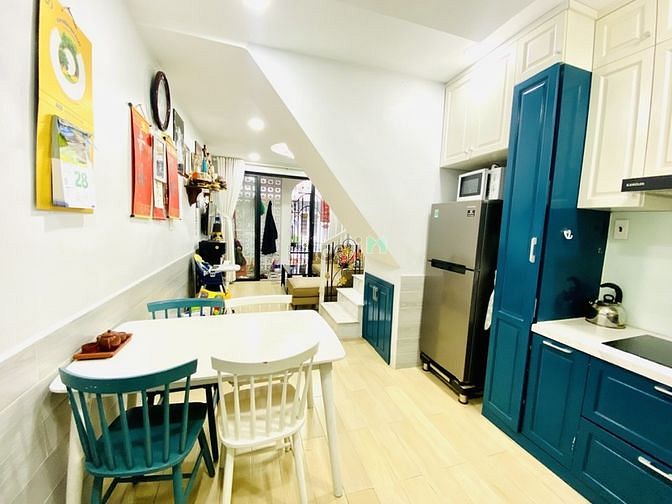 Hình ảnh Bán nhà ngay Siêu thị EAON Tân Phú 30m2 2 tầng chỉ 2.5 tỷ