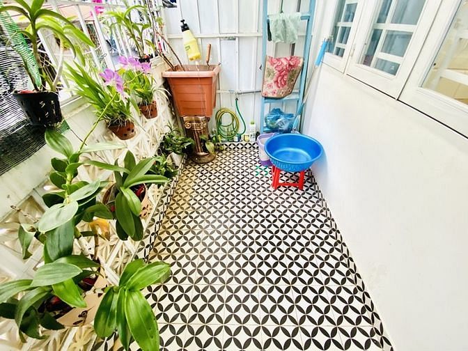 Hình ảnh Bán nhà ngay Siêu thị EAON Tân Phú 30m2 2 tầng chỉ 2.5 tỷ