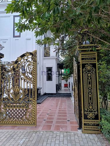 Hình ảnh Bán Mailand, DT 330m, lô góc, ngay cổng chính, MT 16,5m, 3 tầng, 64 tỷ