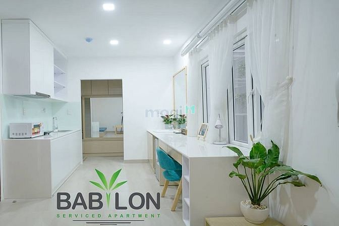 Hình ảnh Cho thuê Penthouse Q3 balcon lớn gần trung tâm Quận 1