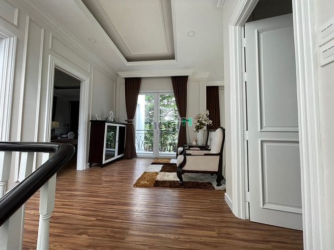 Hình ảnh Cho Thuê Biệt Thự Sân Vườn Khang Điền Mã căn: VENICA G8 !
