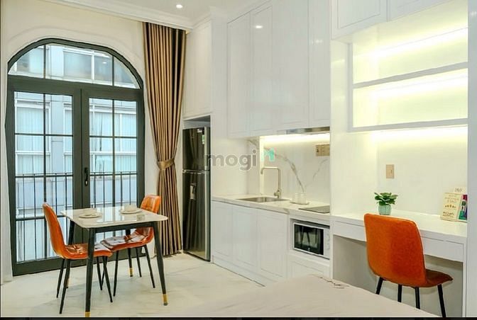 Hình ảnh Mb6623 nạp rút nhanh chóng cao cấp BALCON RIÊNG ngay trung tâm quận 1