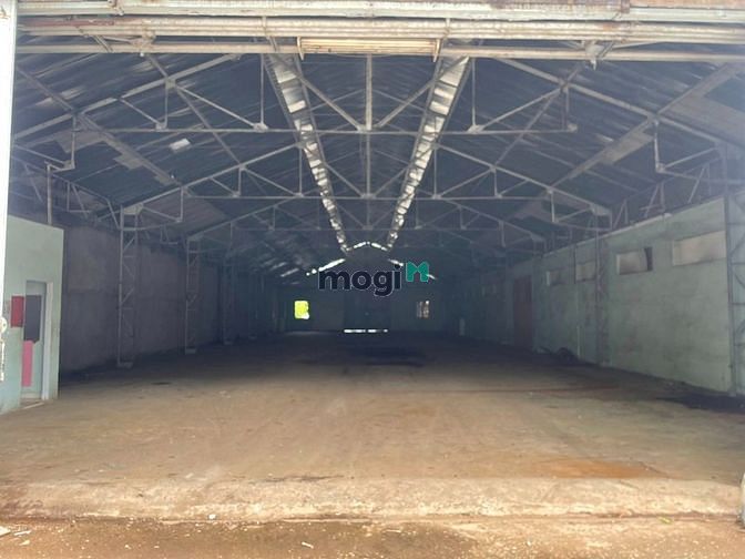 Hình ảnh Cho thuê 900m2  kho  đường Phan Văn Trị, P.10, Quận Gò Vấp