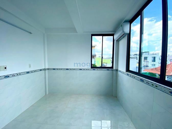 Hình ảnh Phòng STUDIO cửa sổ trời giá siêu rẻ