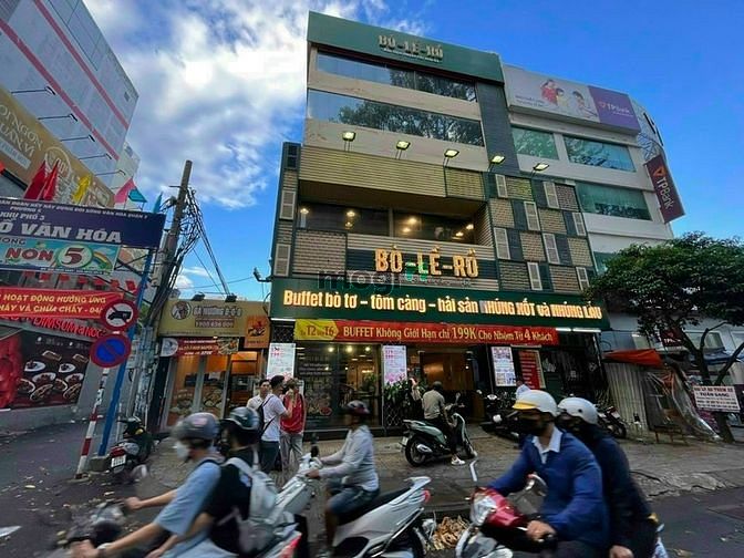 Hình ảnh Cho thuê căn góc 2 Mặt Tiền số 2 Cao Thắng, Phường 5, Quận 3 !