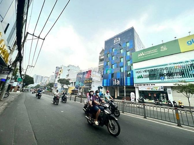 Hình ảnh Cho Thuê Mặt Bằng 176 Hoà Bình, Phường Hoà Thạnh, Quận Tân Phú !