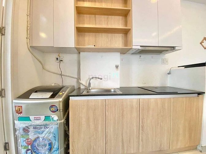 Hình ảnh 1 phòng Hai Bà Trưng, CV Lê Văn Tám, 40m2, ban công, máy giặt riêng