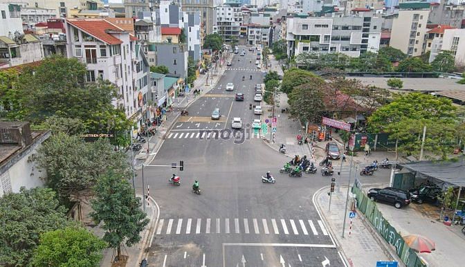 Hình ảnh Hiếm. Bán đất Đống Đa - Chùa Láng. S89m, MT6.3m. 10m ra