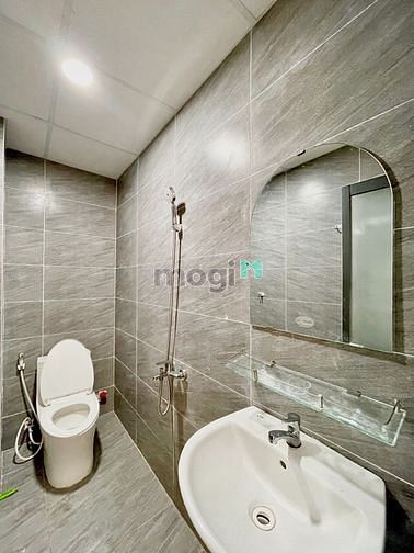 Hình ảnh Studi0 Full nội thất - tách bấp -của sổ lớn
