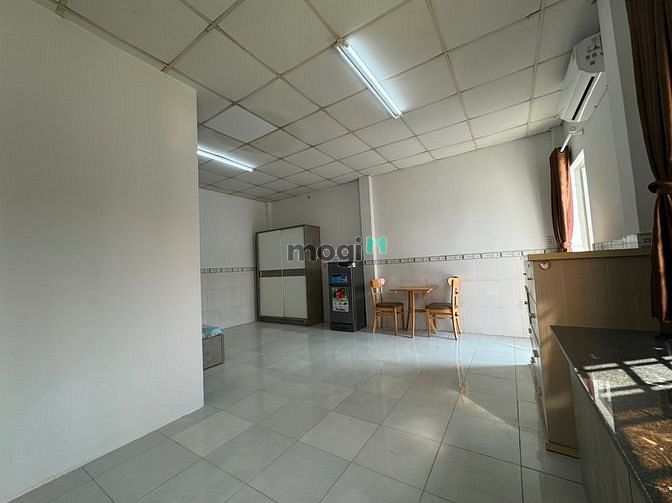 Hình ảnh Căn Hộ Dịch Vụ Quận 10, Studio cửa sổ lớn, Bancon